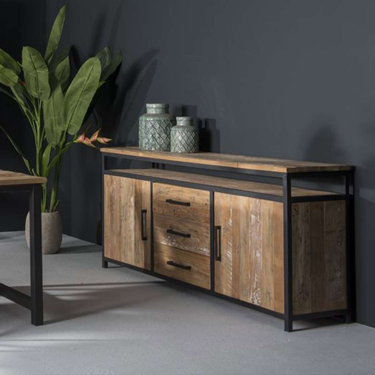 Kommode Montreal B 180 cm Teak Massivholz Metall schwarz